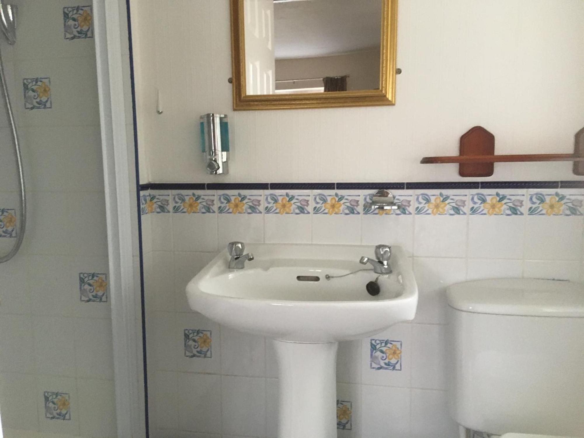 Alojamento de Acomodação e Pequeno-almoço Grove House 3*
