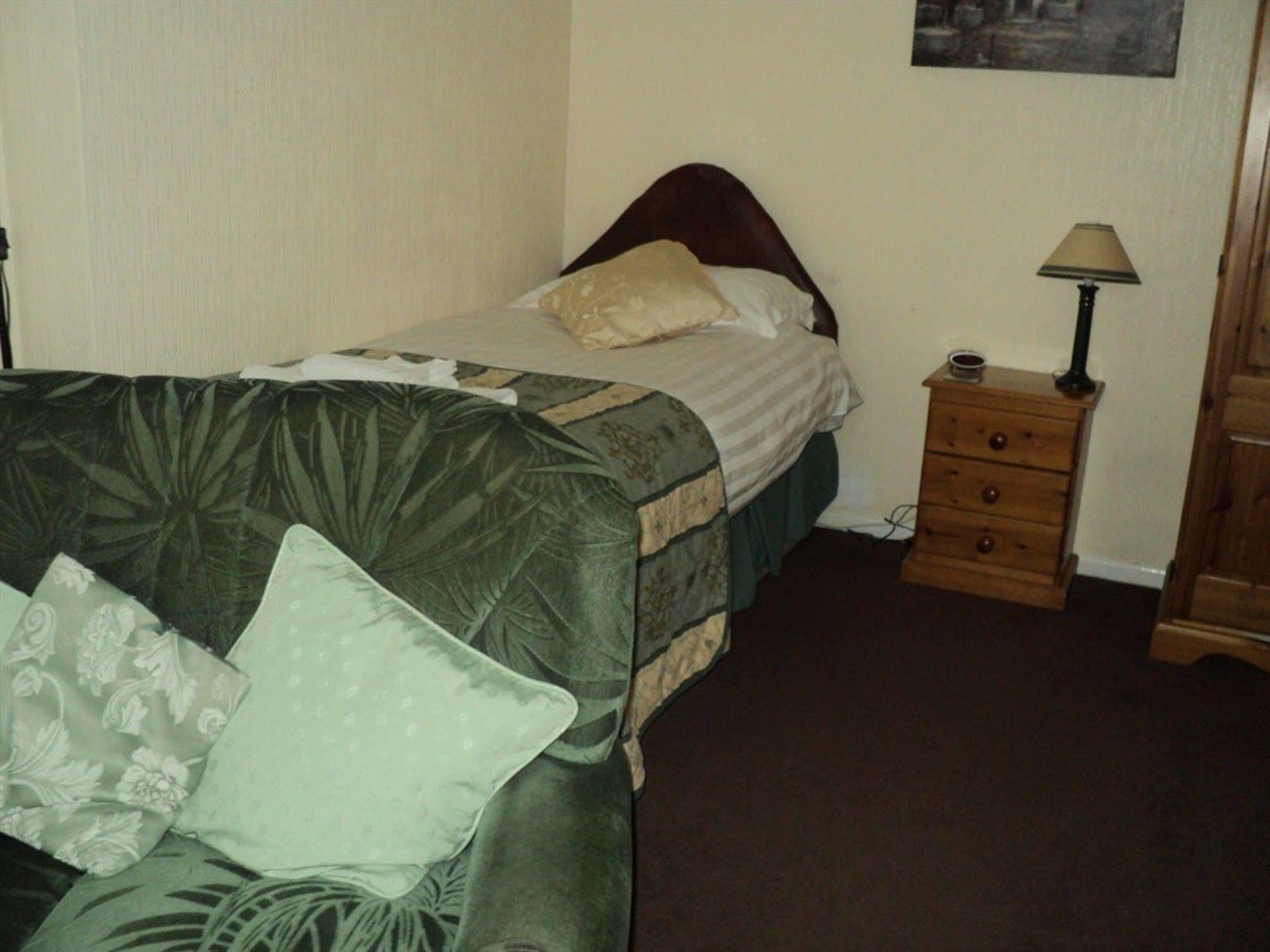 Grove House Bed & Breakfast
